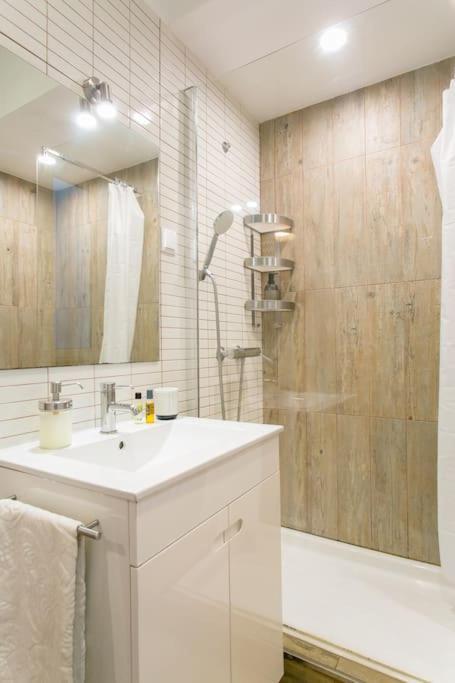 Principe Real Cool And Artistic 3 Bedrooms Flat! リスボン エクステリア 写真
